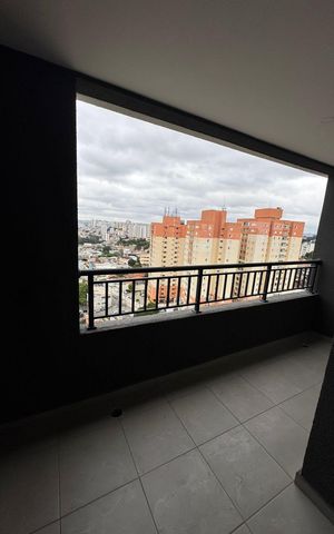Apartamento à venda com 58m², 2 quartos e 1 vaga Apartamento à venda com 58m², 2 quartos e 1 vagaVaranda