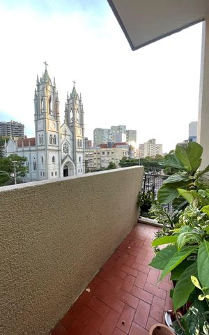 Apartamento à venda com 74m², 2 quartos e sem vagaVaranda