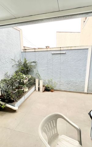 Casa à venda com 150m², 4 quartos e 2 vagas Casa à venda com 150m², 4 quartos e 2 vagasQuintal