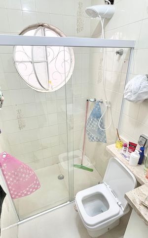 Casa à venda com 150m², 4 quartos e 2 vagas Casa à venda com 150m², 4 quartos e 2 vagasBanheiro