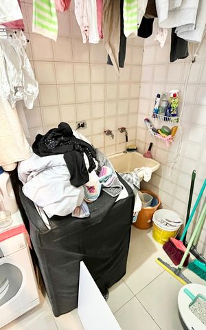 Casa à venda com 150m², 4 quartos e 2 vagas Casa à venda com 150m², 4 quartos e 2 vagasÁrea de Serviço