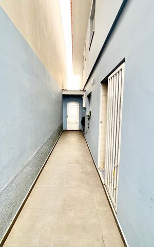 Casa à venda com 150m², 4 quartos e 2 vagas Casa à venda com 150m², 4 quartos e 2 vagasQuintal