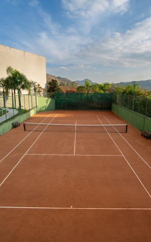 Apartamento para alugar com 200m², 4 quartos e 4 vagas Apartamento para alugar com 200m², 4 quartos e 4 vagasQUADRA DE TENIS