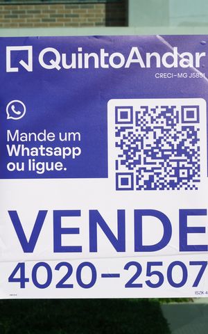 Apartamento à venda com 170m², 3 quartos e 3 vagas Apartamento à venda com 170m², 3 quartos e 3 vagasInstalação de placa 5A: foto 1