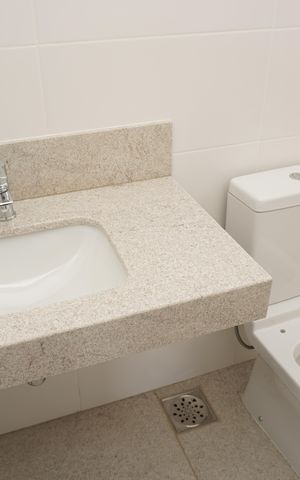 Apartamento à venda com 170m², 3 quartos e 3 vagas Apartamento à venda com 170m², 3 quartos e 3 vagasBanheiro Social