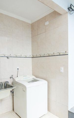 Casa à venda com 180m², 3 quartos e 5 vagas Casa à venda com 180m², 3 quartos e 5 vagasÁrea de Serviço