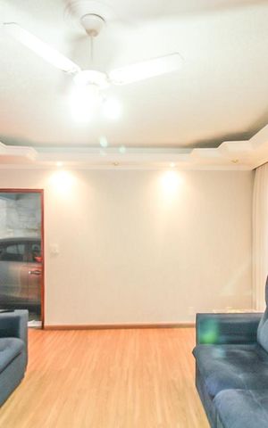 Casa à venda com 180m², 3 quartos e 5 vagas Casa à venda com 180m², 3 quartos e 5 vagasSala