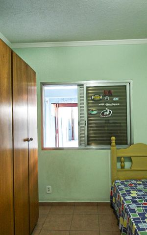Casa à venda com 180m², 3 quartos e 5 vagas Casa à venda com 180m², 3 quartos e 5 vagasQuarto 1