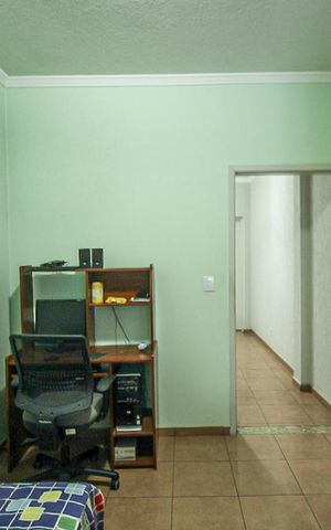 Casa à venda com 180m², 3 quartos e 5 vagas Casa à venda com 180m², 3 quartos e 5 vagasQuarto 1