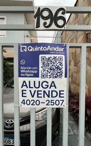 Casa à venda com 180m², 3 quartos e 5 vagas Casa à venda com 180m², 3 quartos e 5 vagasPlaquinha