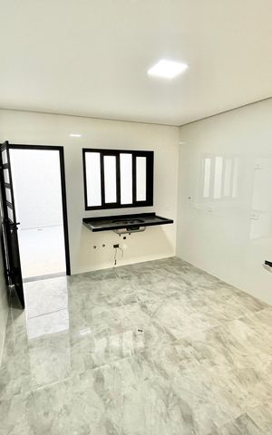 Casa à venda com 139m², 3 quartos e 2 vagas Casa à venda com 139m², 3 quartos e 2 vagasCozinha