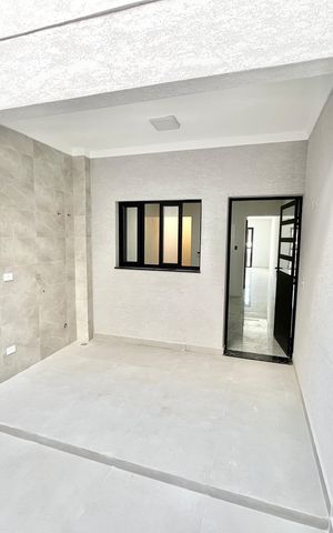 Casa à venda com 139m², 3 quartos e 2 vagas Casa à venda com 139m², 3 quartos e 2 vagasQuintal