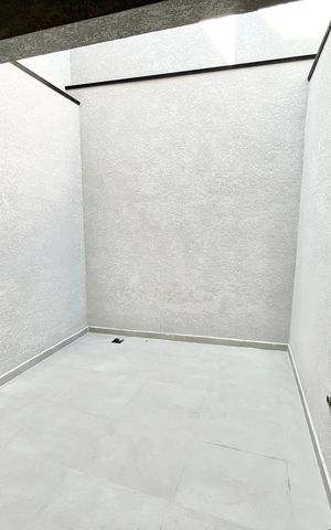 Casa à venda com 139m², 3 quartos e 2 vagas Casa à venda com 139m², 3 quartos e 2 vagasQuintal