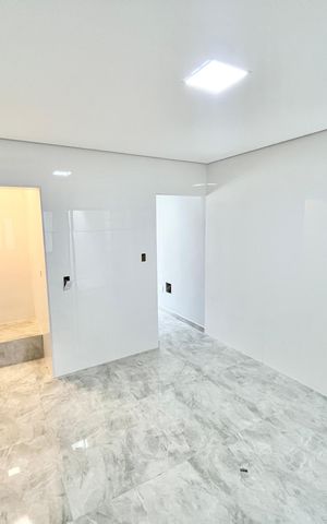 Casa à venda com 139m², 3 quartos e 2 vagas Casa à venda com 139m², 3 quartos e 2 vagasCozinha