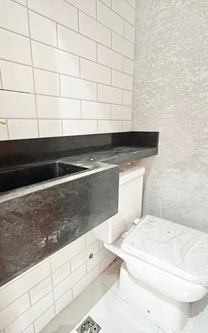 Casa à venda com 139m², 3 quartos e 2 vagas Casa à venda com 139m², 3 quartos e 2 vagasLavabo