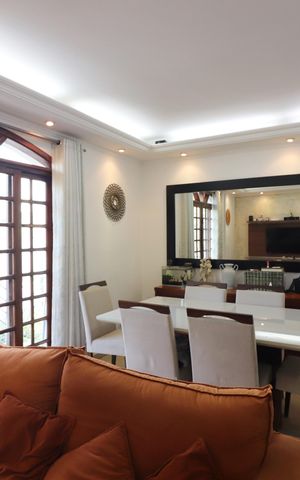 Apartamento à venda com 67m², 2 quartos e 1 vagaSala