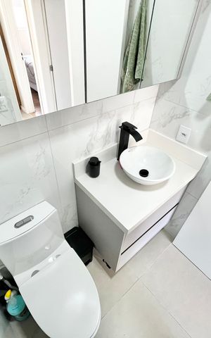 Apartamento à venda com 43m², 2 quartos e sem vaga Apartamento à venda com 43m², 2 quartos e sem vagaBanheiro