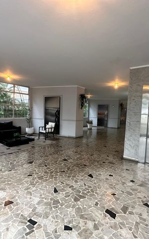 Apartamento para alugar com 230m², 4 quartos e 2 vagas Apartamento para alugar com 230m², 4 quartos e 2 vagasHall de entrada