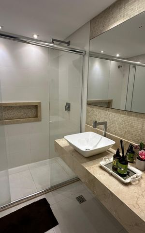 Apartamento para alugar com 230m², 4 quartos e 2 vagas Apartamento para alugar com 230m², 4 quartos e 2 vagasBanheiro da Suíte