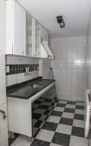 Apartamento à venda com 75m², 2 quartos e sem vaga Apartamento à venda com 75m², 2 quartos e sem vagaCozinha
