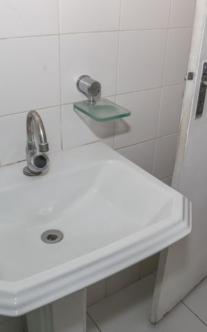 Apartamento à venda com 75m², 2 quartos e sem vaga Apartamento à venda com 75m², 2 quartos e sem vagaBanheiro