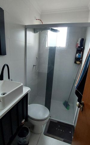 Apartamento à venda com 57m², 2 quartos e 1 vaga Apartamento à venda com 57m², 2 quartos e 1 vagaBanheiro