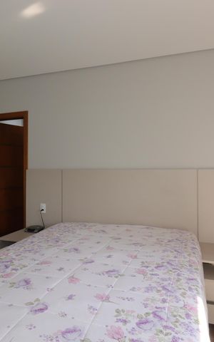 Casa à venda com 252m², 3 quartos e 4 vagasSuíte