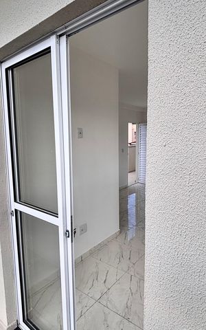 Apartamento à venda com 101m², 3 quartos e sem vaga Apartamento à venda com 101m², 3 quartos e sem vagaVaranda