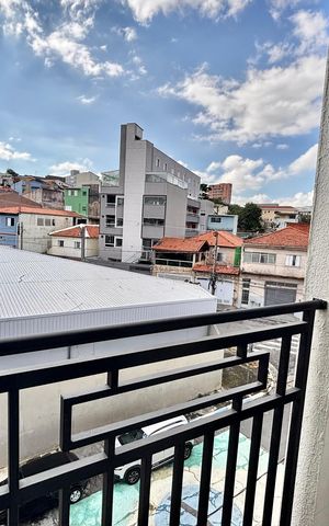 Apartamento à venda com 101m², 3 quartos e sem vaga Apartamento à venda com 101m², 3 quartos e sem vagaVaranda