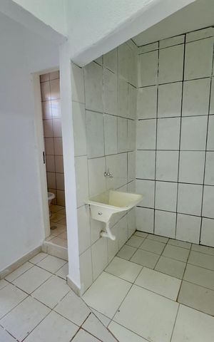 Casa para alugar com 60m², 1 quarto e sem vaga Casa para alugar com 60m², 1 quarto e sem vagaÁrea de Serviço