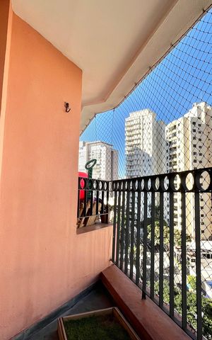Apartamento à venda com 73m², 2 quartos e 1 vaga Apartamento à venda com 73m², 2 quartos e 1 vagaVaranda