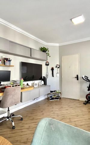 Apartamento à venda com 73m², 2 quartos e 1 vaga Apartamento à venda com 73m², 2 quartos e 1 vagaSala