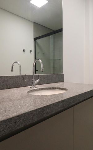Studio para alugar com 39m², 1 quarto e 1 vaga Studio para alugar com 39m², 1 quarto e 1 vagaBanheiro da Suíte