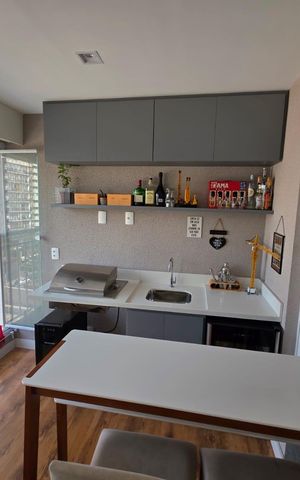 Apartamento à venda com 82m², 3 quartos e 1 vaga Apartamento à venda com 82m², 3 quartos e 1 vagaVaranda
