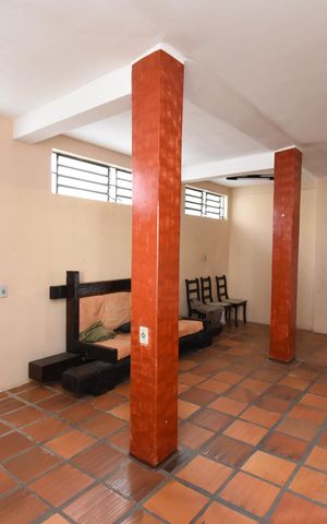 Casa à venda com 342m², 4 quartos e 4 vagasSala 2