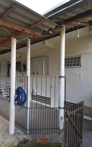 Casa à venda com 342m², 4 quartos e 4 vagasÁrea externa
