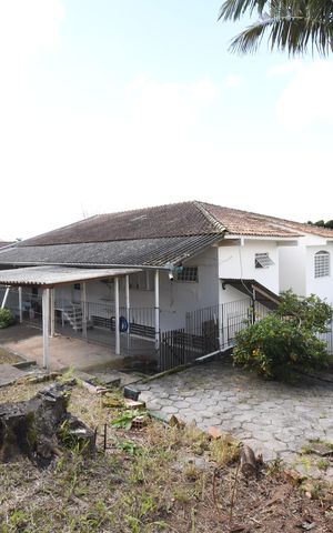 Casa à venda com 342m², 4 quartos e 4 vagasÁrea externa