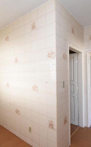 Casa à venda com 342m², 4 quartos e 4 vagasCozinha