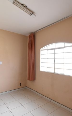 Casa à venda com 342m², 4 quartos e 4 vagasQuarto 4