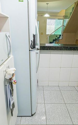 Casa de condomínio à venda com 85m², 2 quartos e 2 vagas Casa de condomínio à venda com 85m², 2 quartos e 2 vagascozinha