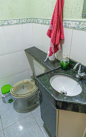 Casa de condomínio à venda com 85m², 2 quartos e 2 vagas Casa de condomínio à venda com 85m², 2 quartos e 2 vagaslavabo