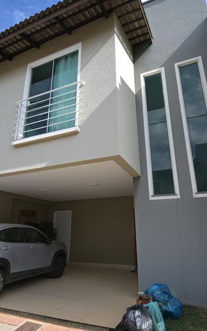 Casa de condomínio à venda com 120m², 3 quartos e 2 vagas