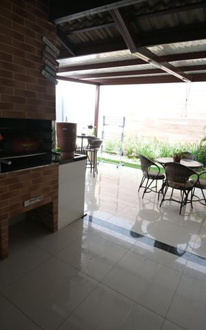 Casa de condomínio à venda com 120m², 3 quartos e 2 vagas