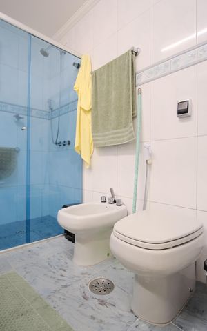 Apartamento à venda com 124m², 4 quartos e 2 vagasBanheiro da Suíte