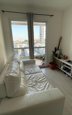 Apartamento à venda com 50m², 2 quartos e 1 vaga Apartamento à venda com 50m², 2 quartos e 1 vagaSala