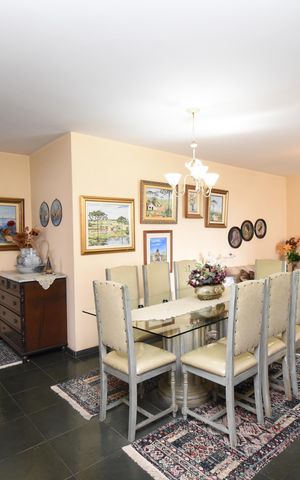 Apartamento à venda com 146m², 3 quartos e 1 vagaSala