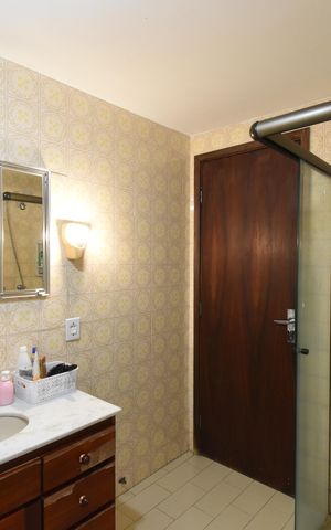 Apartamento à venda com 146m², 3 quartos e 1 vagaBanheiro 2
