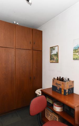 Apartamento à venda com 146m², 3 quartos e 1 vagaÁrea de Serviço
