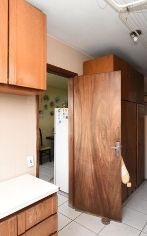 Apartamento à venda com 146m², 3 quartos e 1 vagaÁrea de Serviço