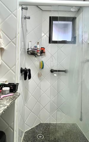 Apartamento à venda com 95m², 3 quartos e 2 vagas Apartamento à venda com 95m², 3 quartos e 2 vagasBanheiro da Suíte